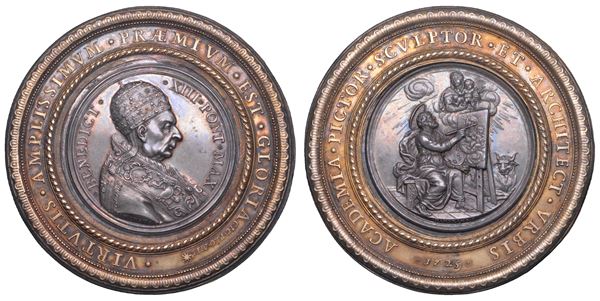 STATO PONTIFICIO. BENEDETTO XIII (Pier Francesco Vincenzo Maria Orsini), 1724-1730. Medaglia premio in argento e bronzo dorato 1725.  Accademia di S. Luca.