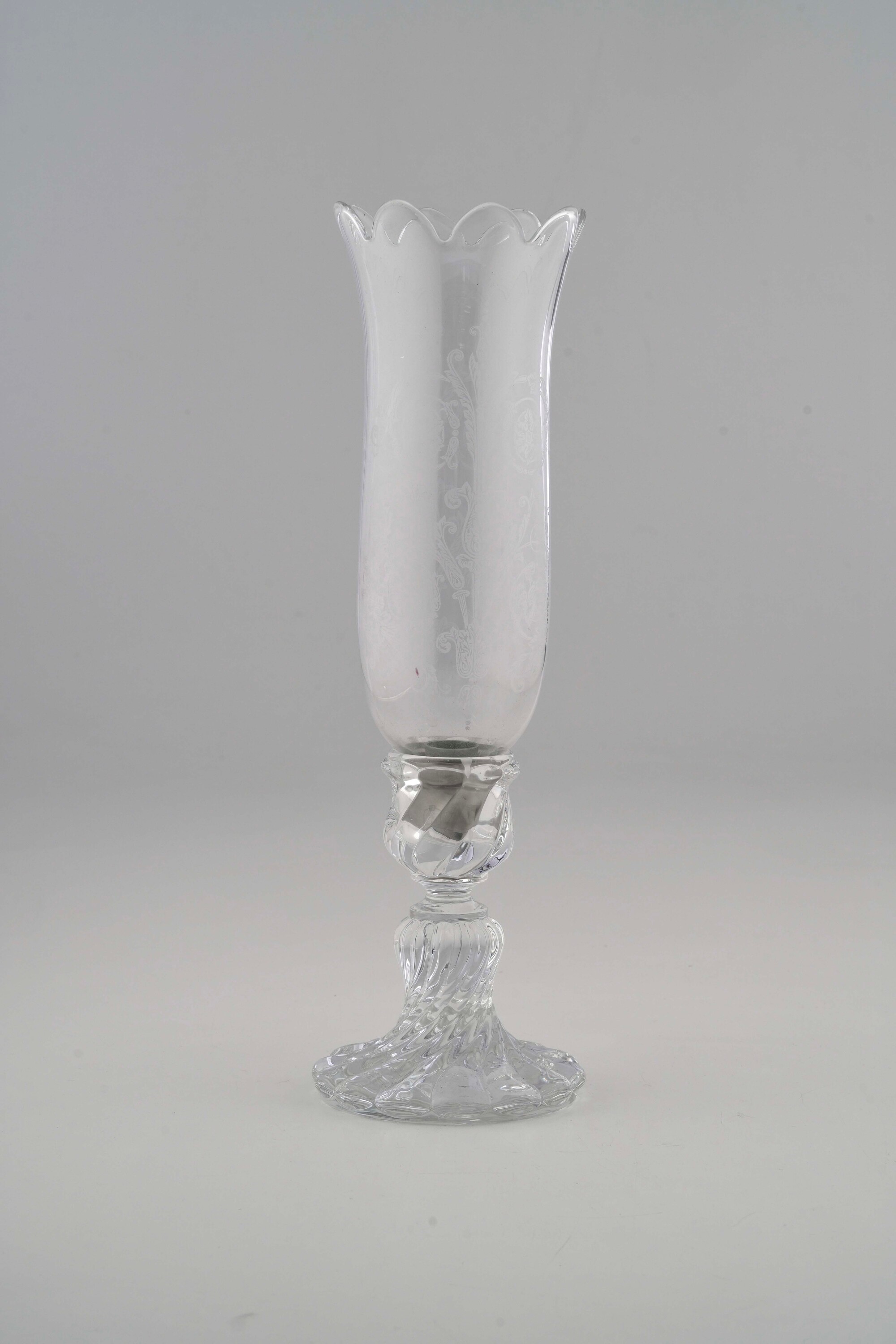 Candeliere “Bambou Tors”. Francia, Manifattura Baccarat, XX secolo.
