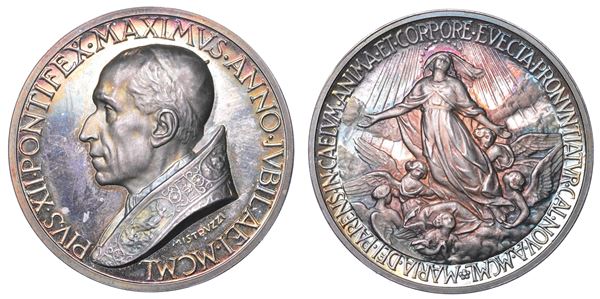 CITTA' DEL VATICANO. Pio XII, 1939-1958. Medaglia straordinaria in argento 1950. Dogma dell'Assunzione della Beata vergine in cielo.