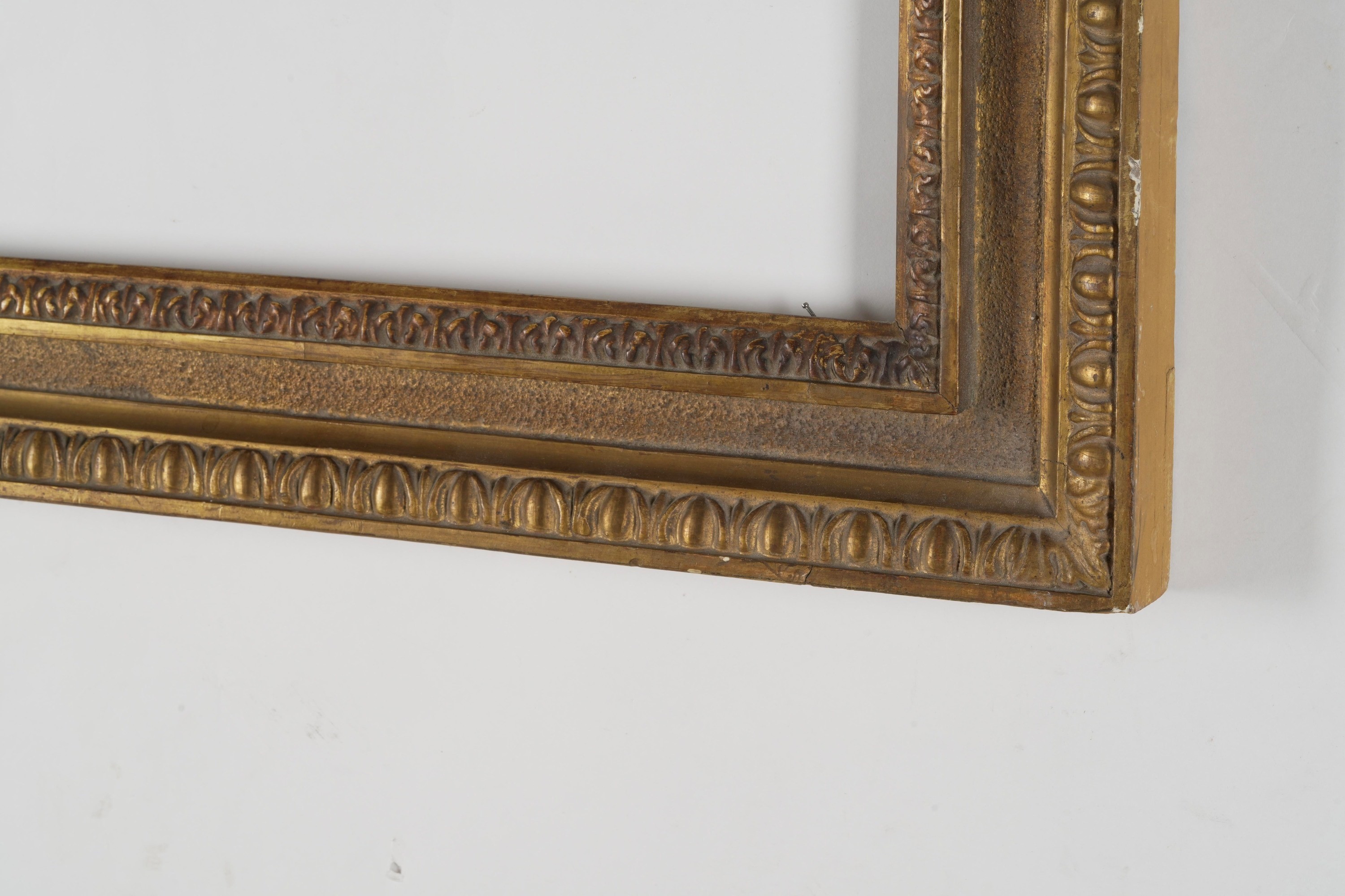 Cornice italiana del XVIII secolo, legno dorato
