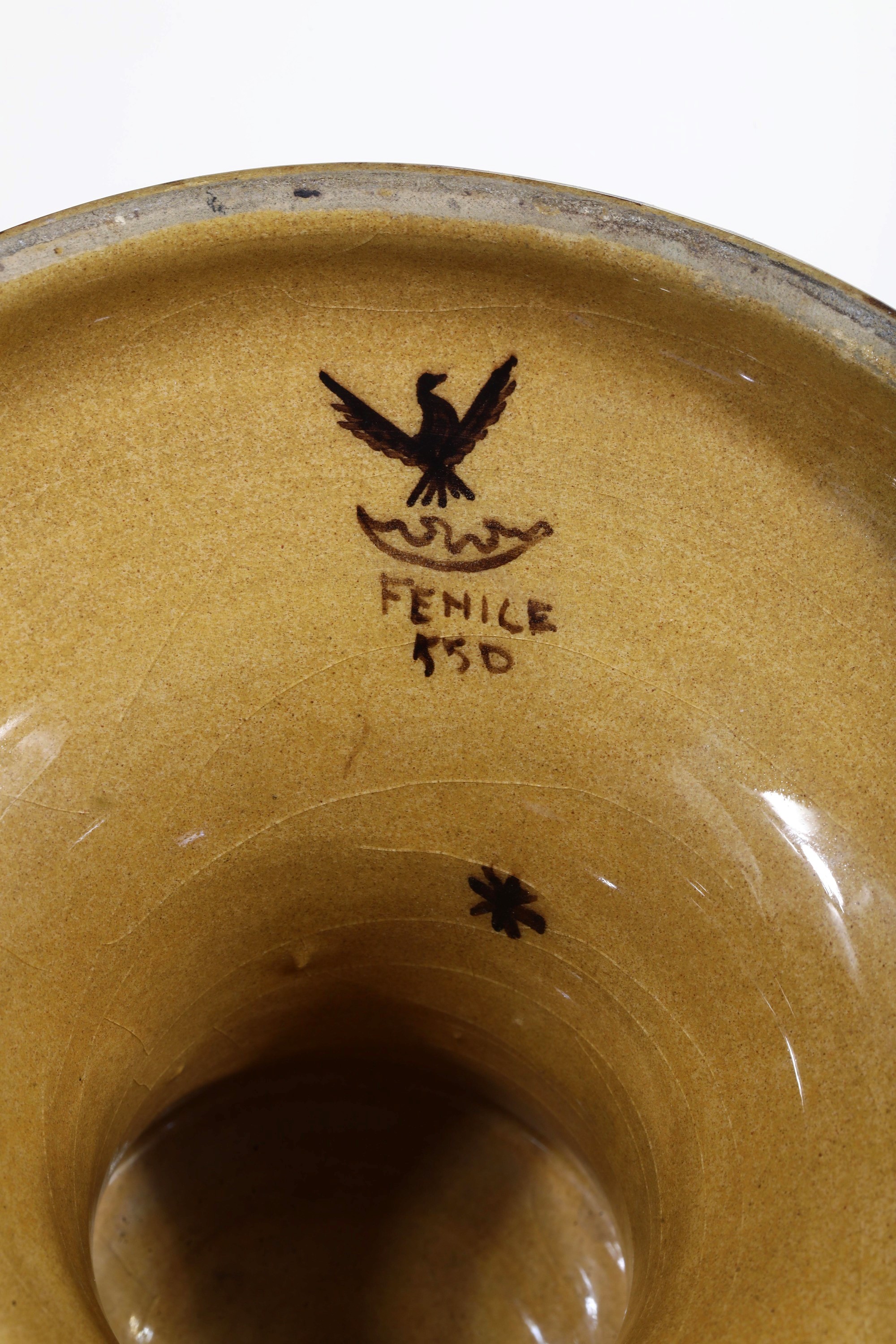 Coppia di vasi. Albisola, Manifattura Fenice, XX secolo.