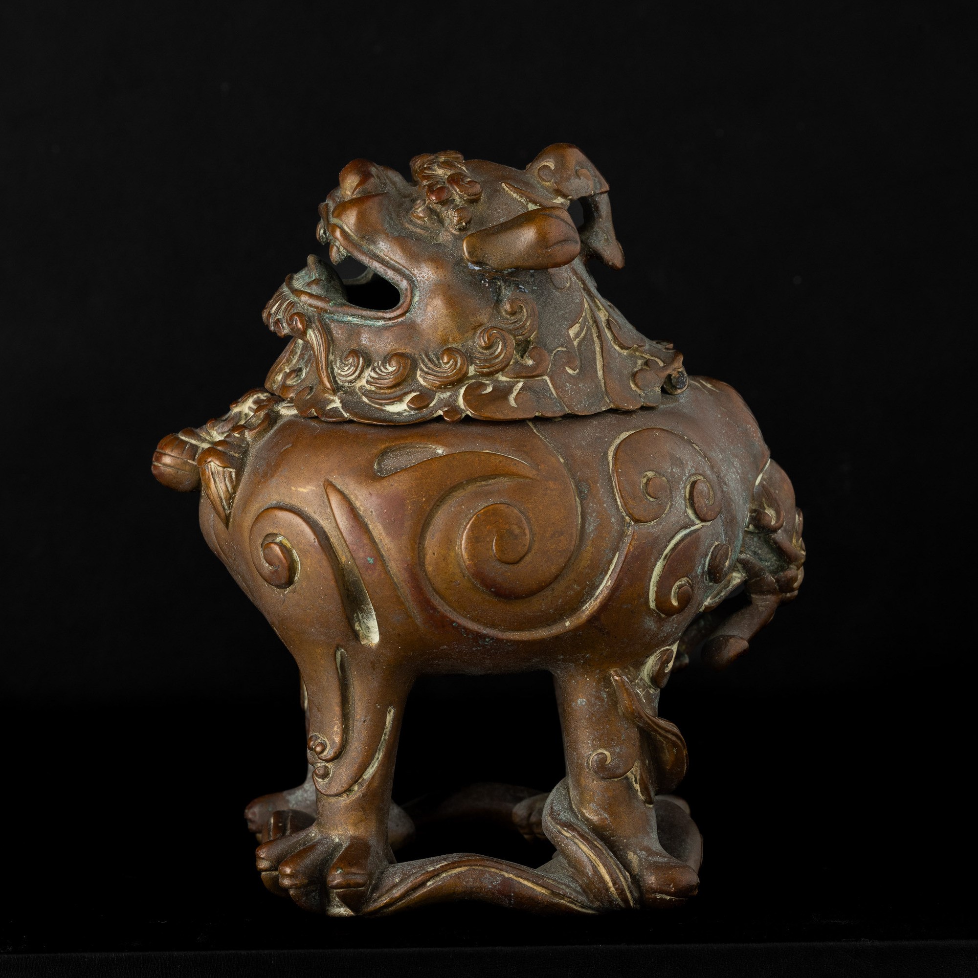 Cina (Dinastia Ming), Incensiere in bronzo raffigurante Cane di Pho, XVII secolo