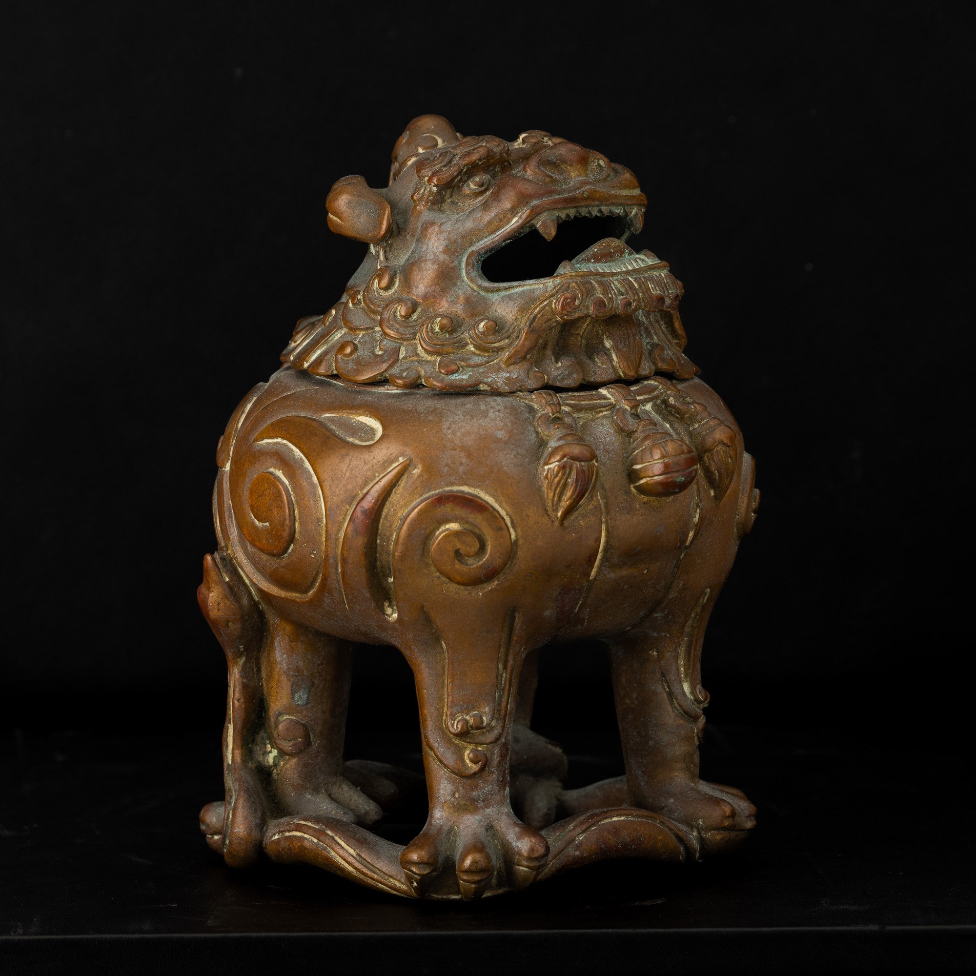 Cina (Dinastia Ming), Incensiere in bronzo raffigurante Cane di Pho, XVII secolo