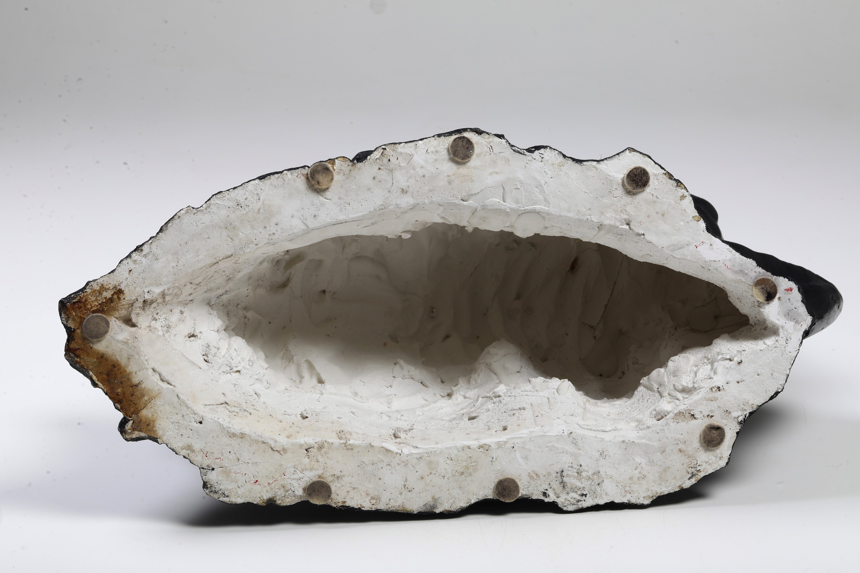 Fernando Spiridigliozzi - Senza titolo (Sfinge e lavoratori), gesso patinato, Italia 1930