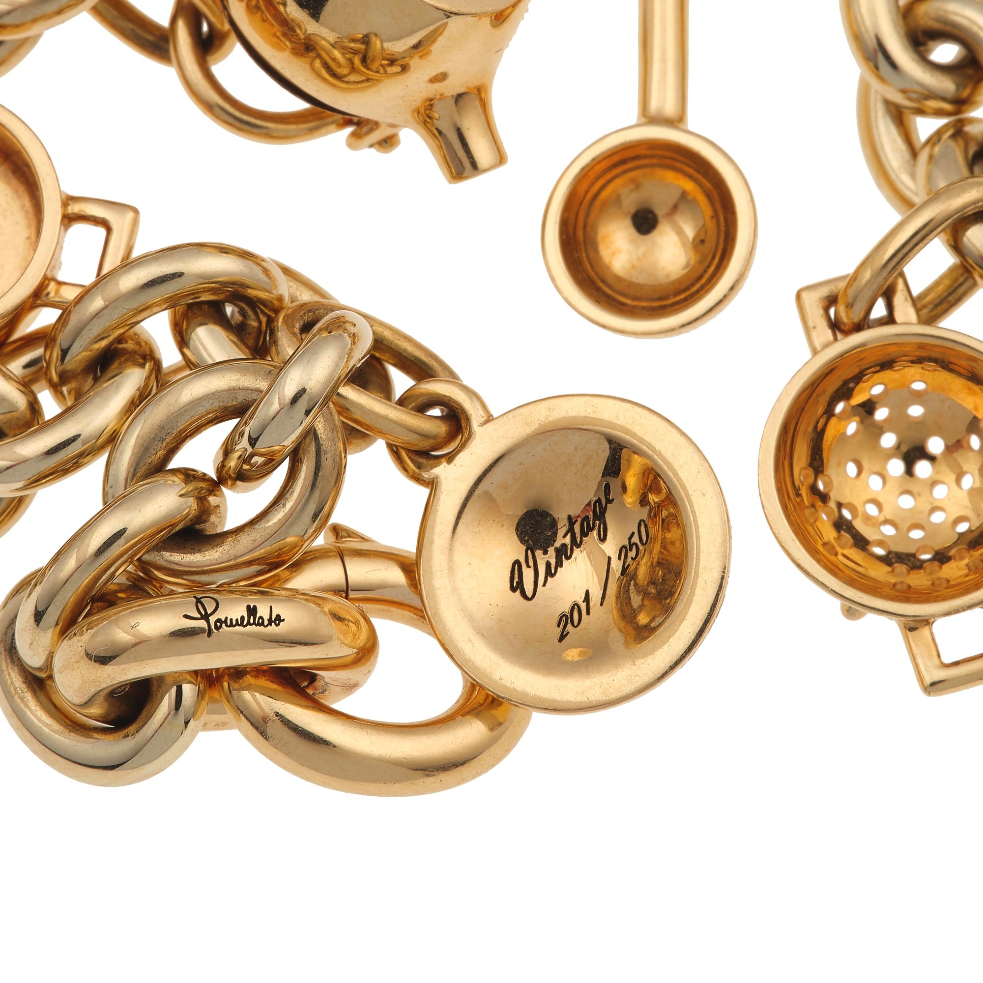Pomellato. Bracciale con Charms
