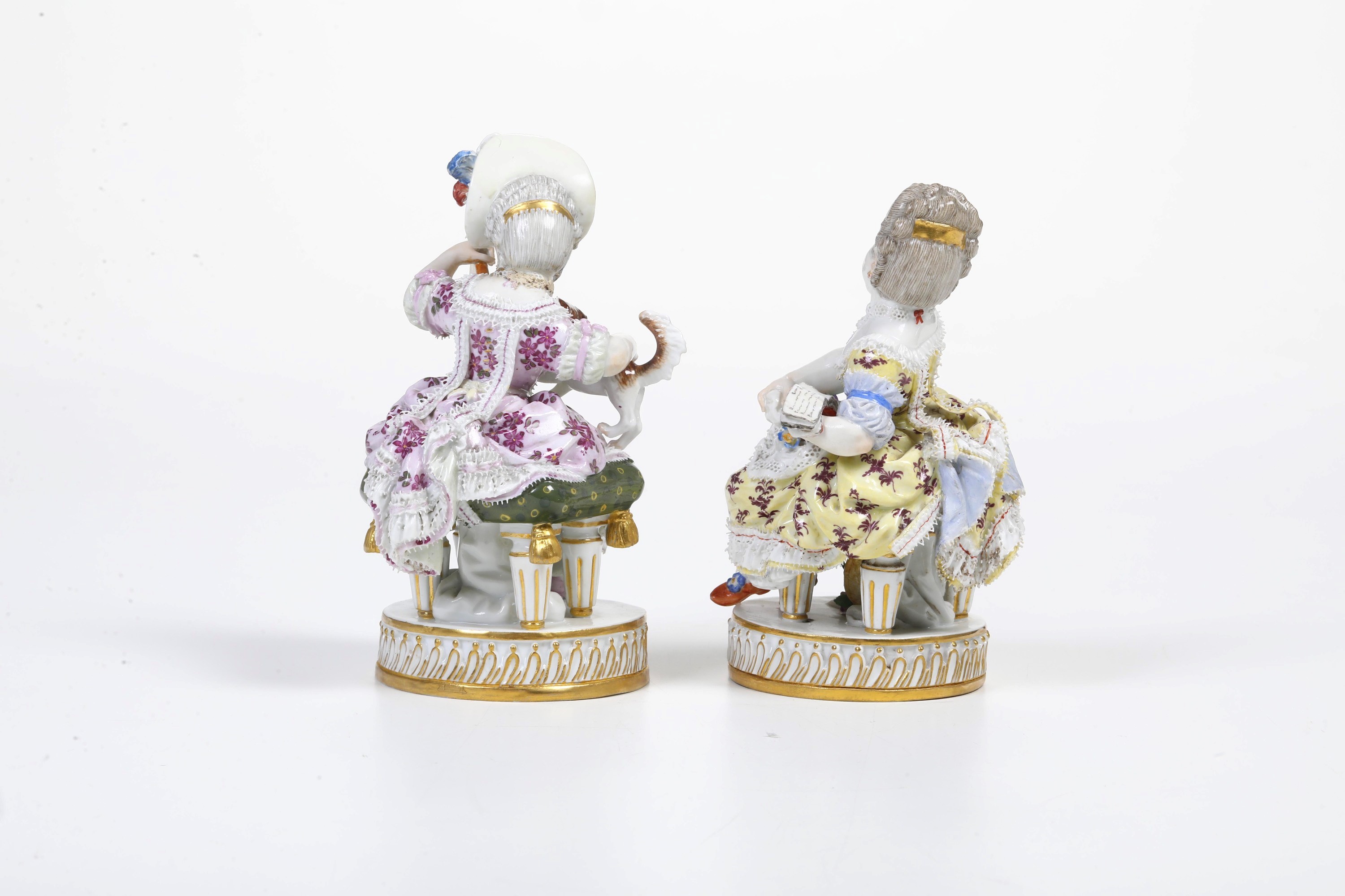 Coppia di figurine. Meissen, XX secolo. Modello di Acier della fine del XVIII secolo.