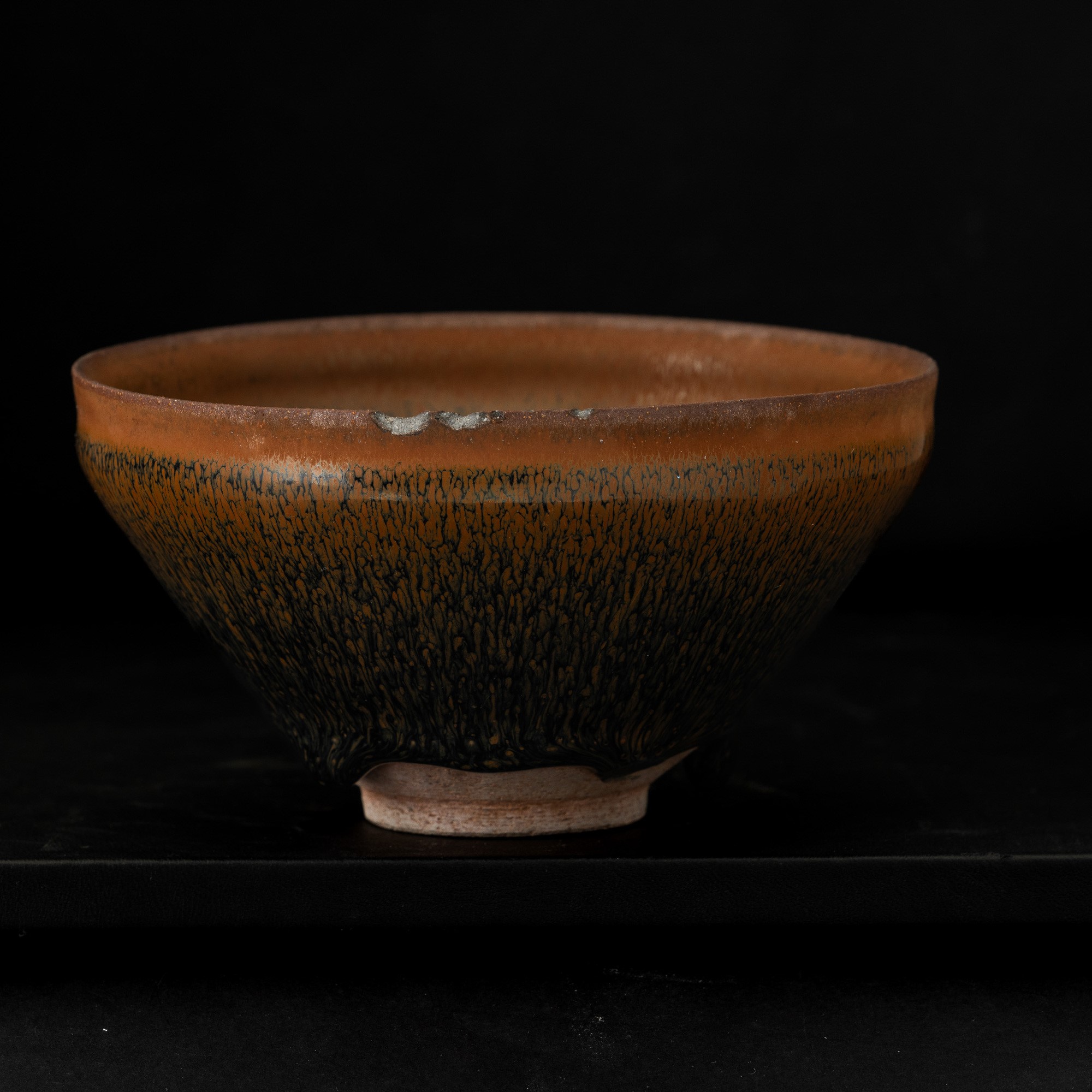 Cina (Repubblica), Ciotola in terracotta con decori in blu cobalto