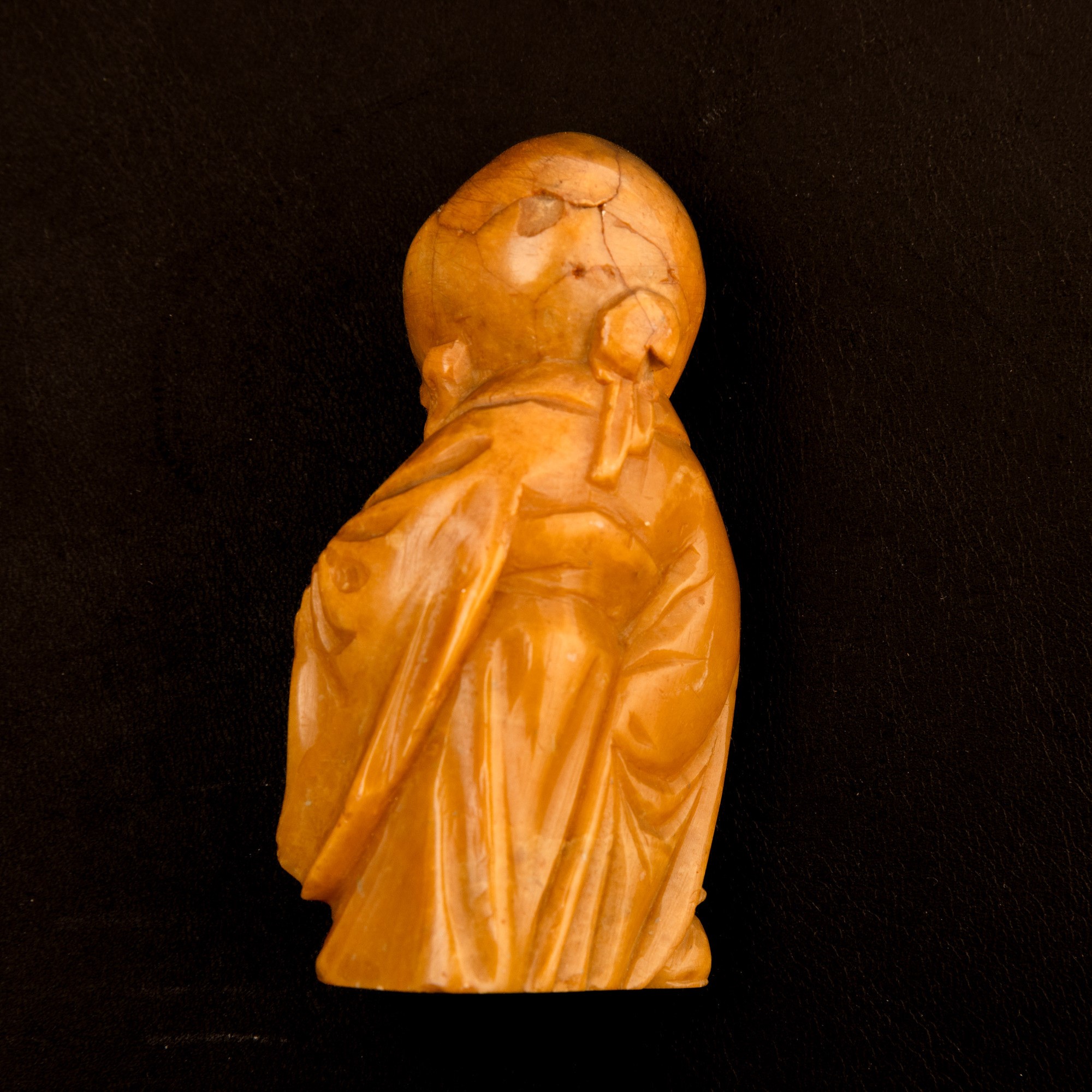 Figura in pietra saponaria raffigurante Shou Lao, Cina, Dinastia Qing, XIX secolo