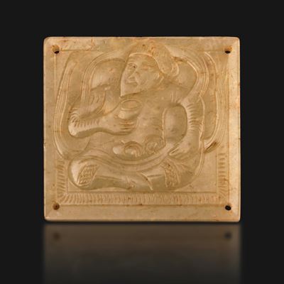 Placca in giada celadon con personaggio inciso, Cina, XX secolo