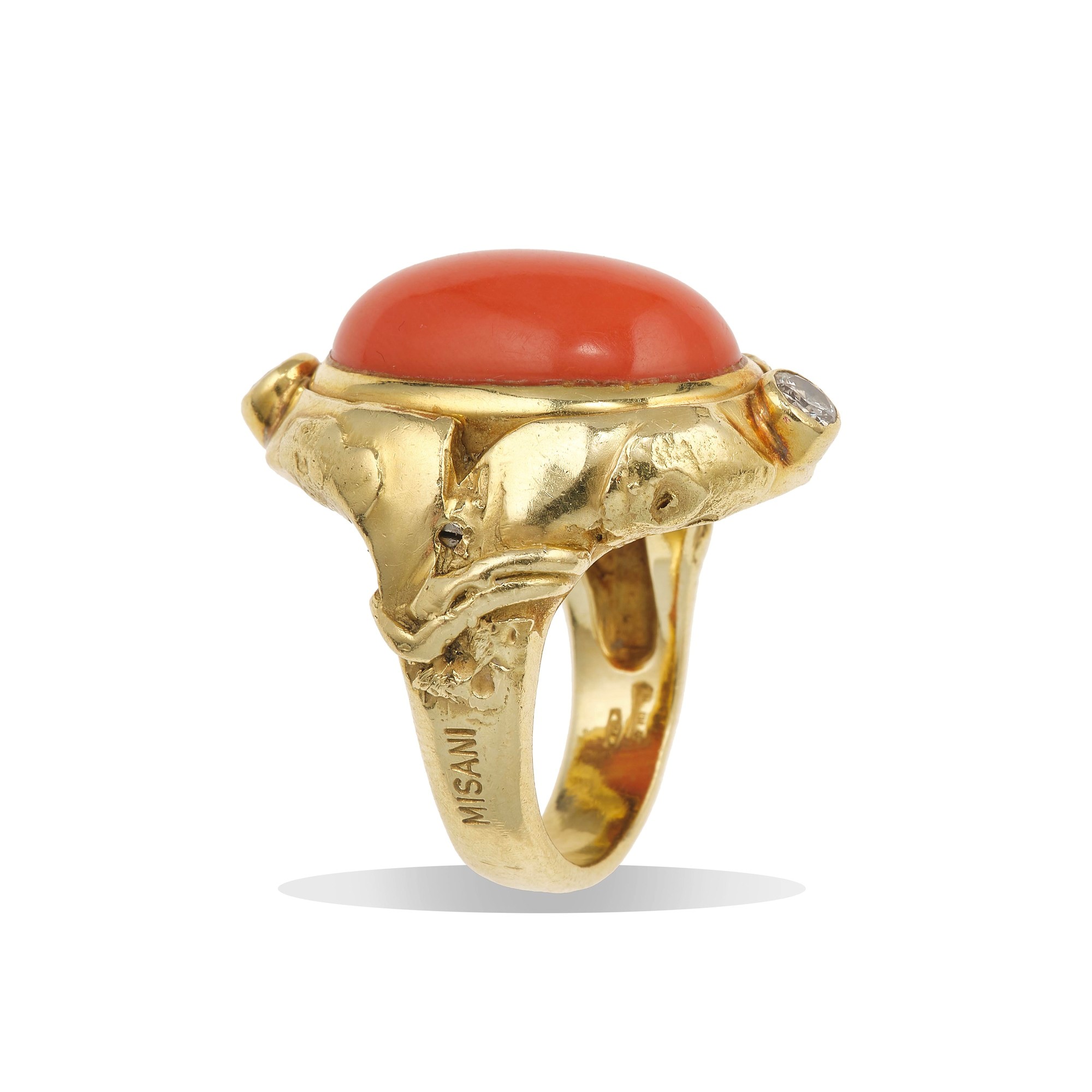 Misani. Anello con Corallo e Diamanti