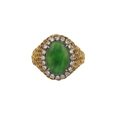 Anello con Giadeite e Piccoli Diamanti a Contorno