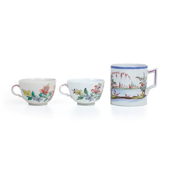 Una coppia e una tazza.<BR>Doccia, XVIII secolo e Nove, primi del XIX secolo.