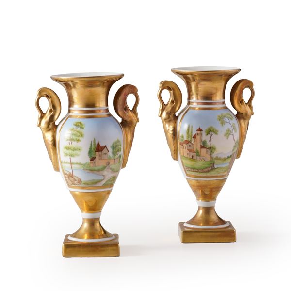 Coppia di vasi. Italia, XX secolo.