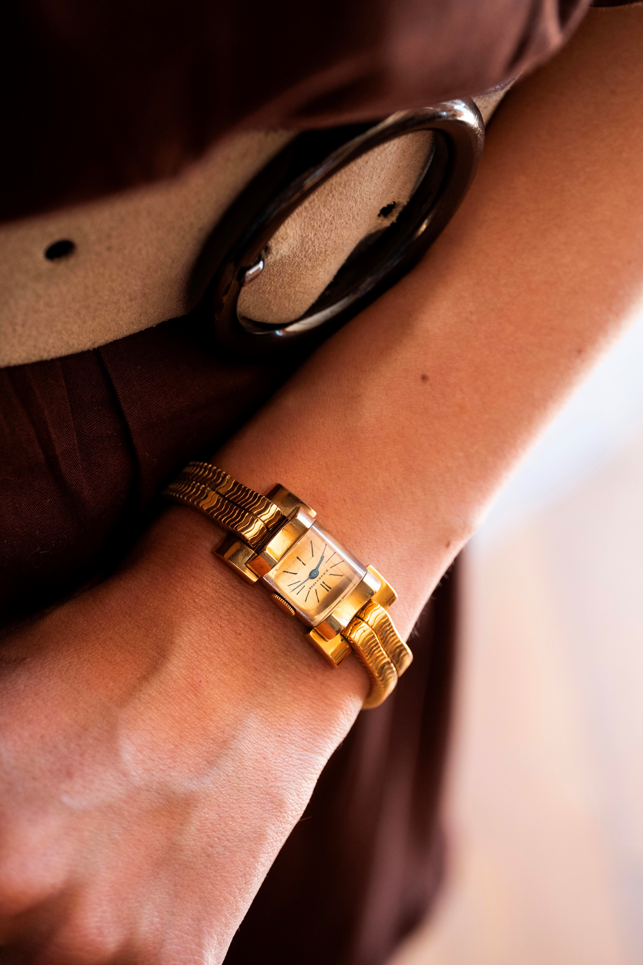 Boucheron - Orologio Art Déco in oro rosa 18k con bracciale integrato, quadrante salmone e vetro ...