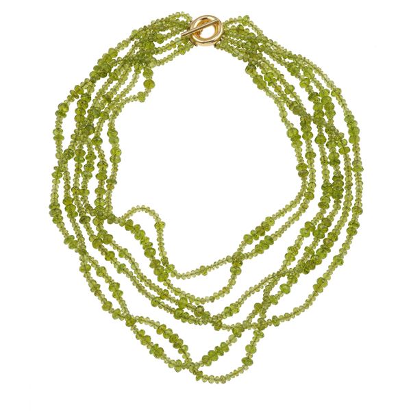 Collana a più fili con peridoti taglio briolette