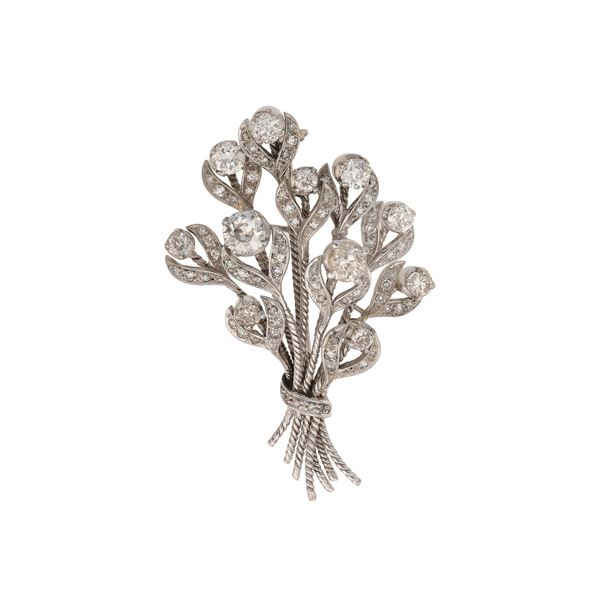 Old-cut diamond and gold brooch