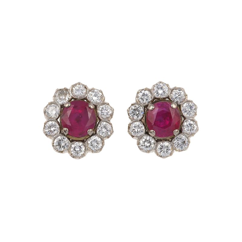 Pair of Burma ruby, diamond and gold earrings  - Auction Fine Jewellery - Cambi Casa d'Aste