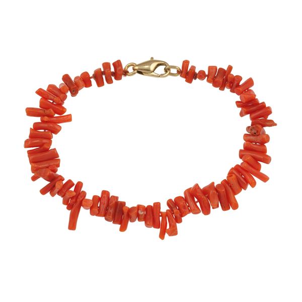 Coral and gold bracelet