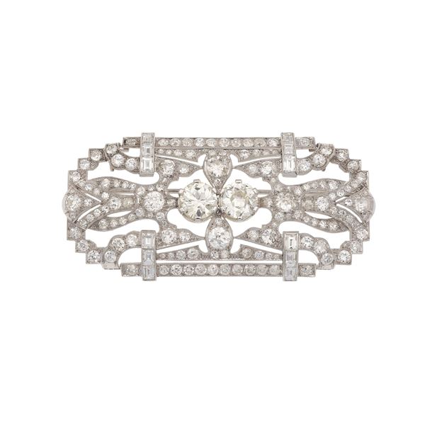 Diamond and gold brooch