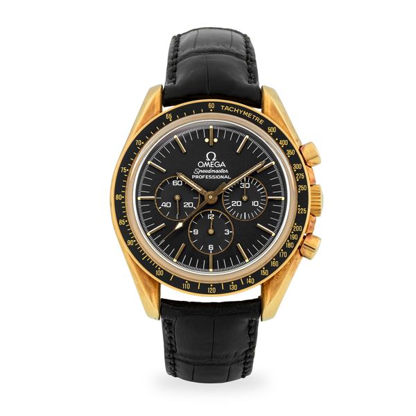 Omega - Speedmaster Professional "Jubilee" ref. 1450052 in oro giallo 18k, quadrante nero con indici dorati applicati, esemplare 172/999, con scatola e garanzia, circa 1995