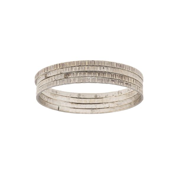 Sforza. Quattro bracciali rigidi