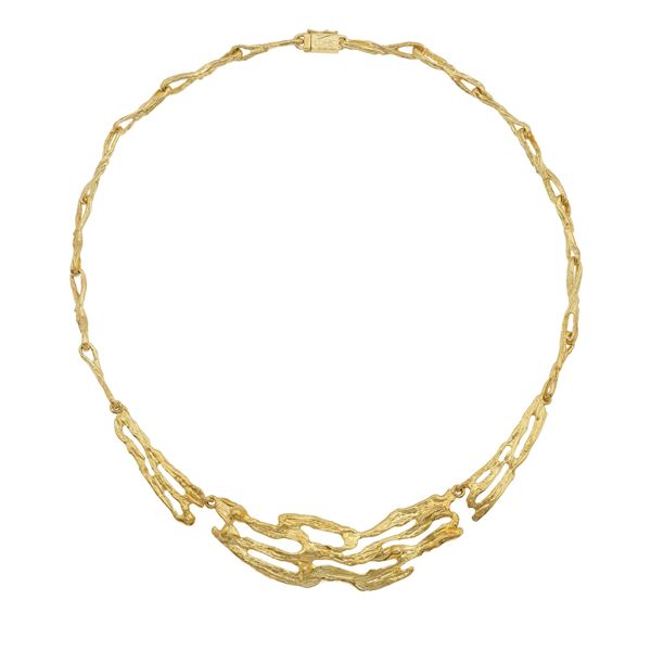 Gold necklace. Signed Sforza
