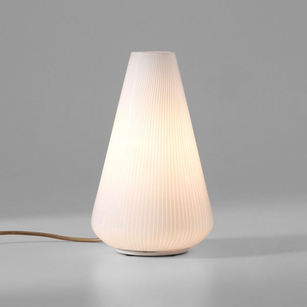 Lampada da tavolo