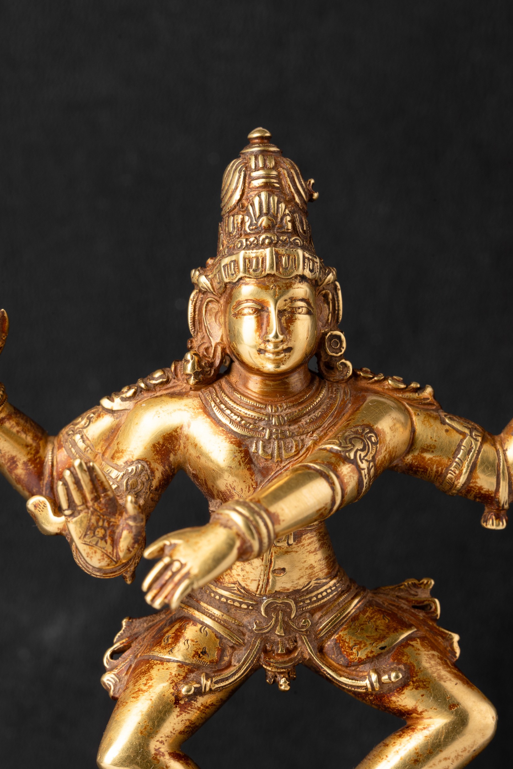 India, Shiva Nataraja “danzatore cosmico”, figura in oro 24 Kt, fine XVIII secolo