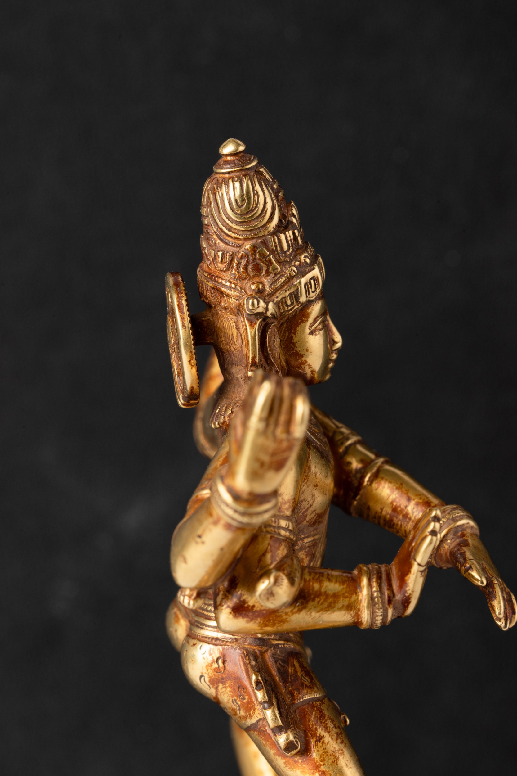 India, Shiva Nataraja “danzatore cosmico”, figura in oro 24 Kt, fine XVIII secolo