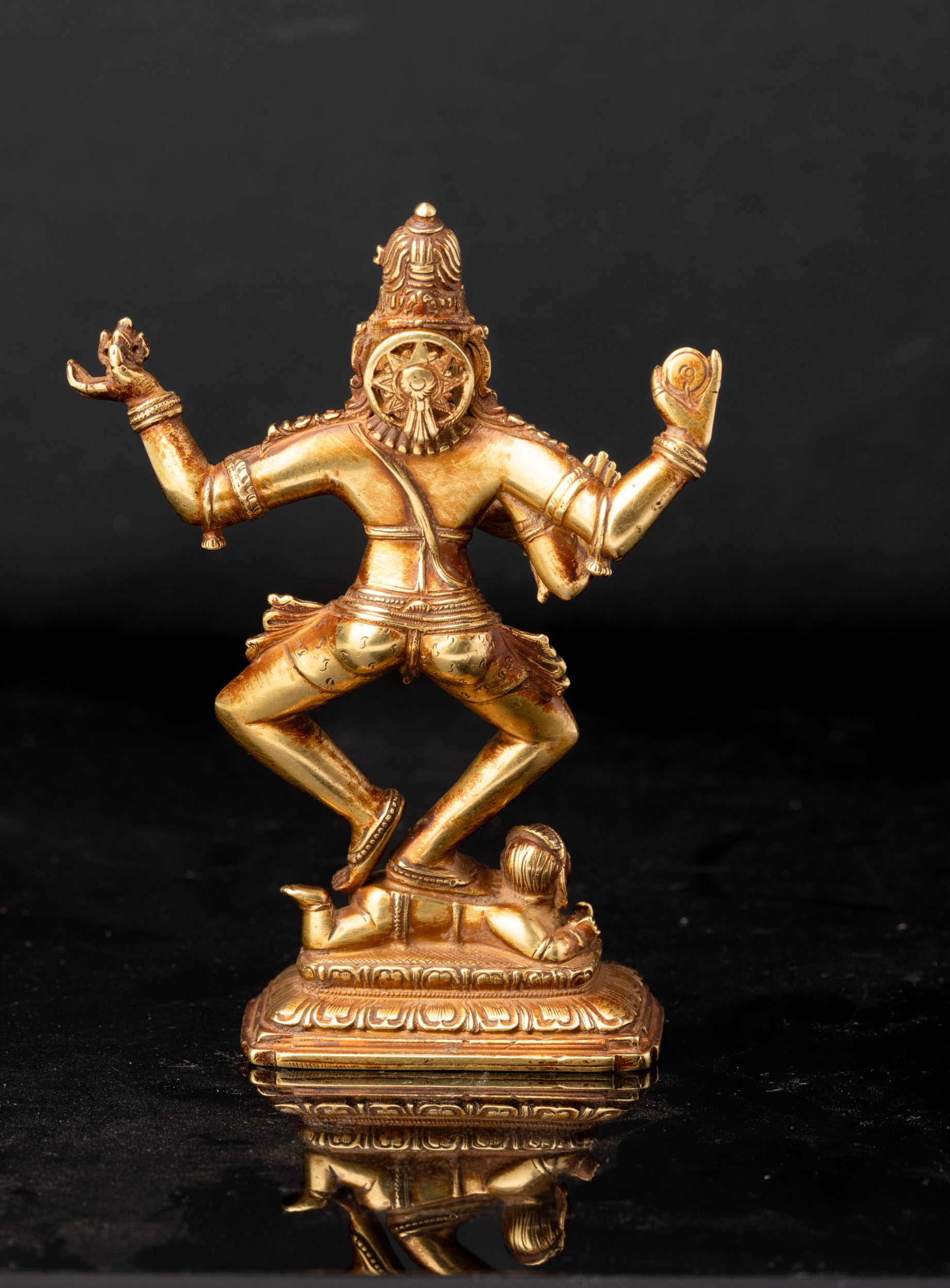 India, Shiva Nataraja “danzatore cosmico”, figura in oro 24 Kt, fine XVIII secolo