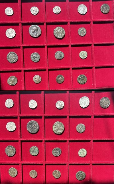 Monete romane antiche, lotto di diciassette esemplari dal I al IV secolo