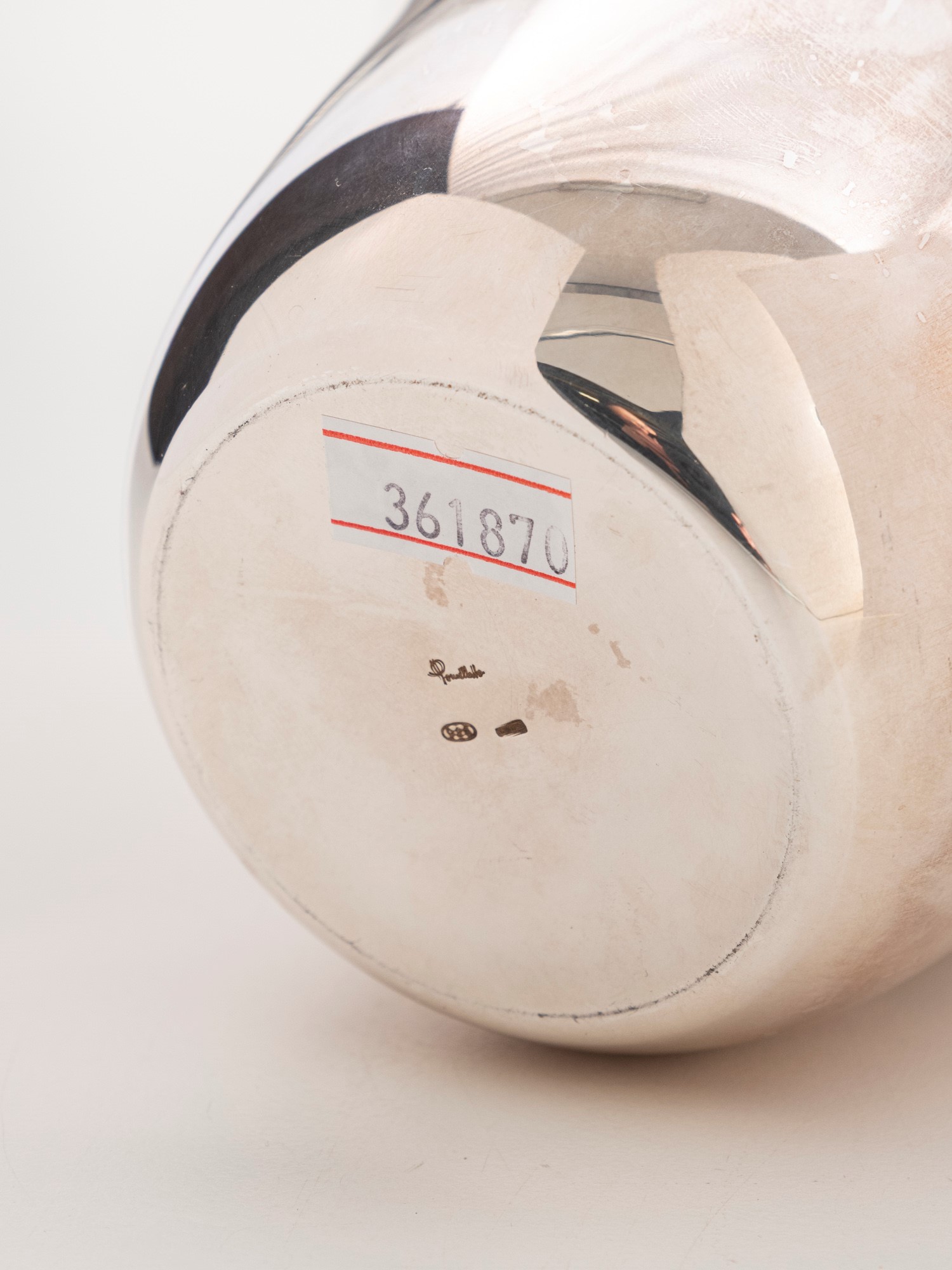 Argenteria italiana per Maison Pomellato, Vaso con coperchio in argento 925 (XX-XXI secolo)