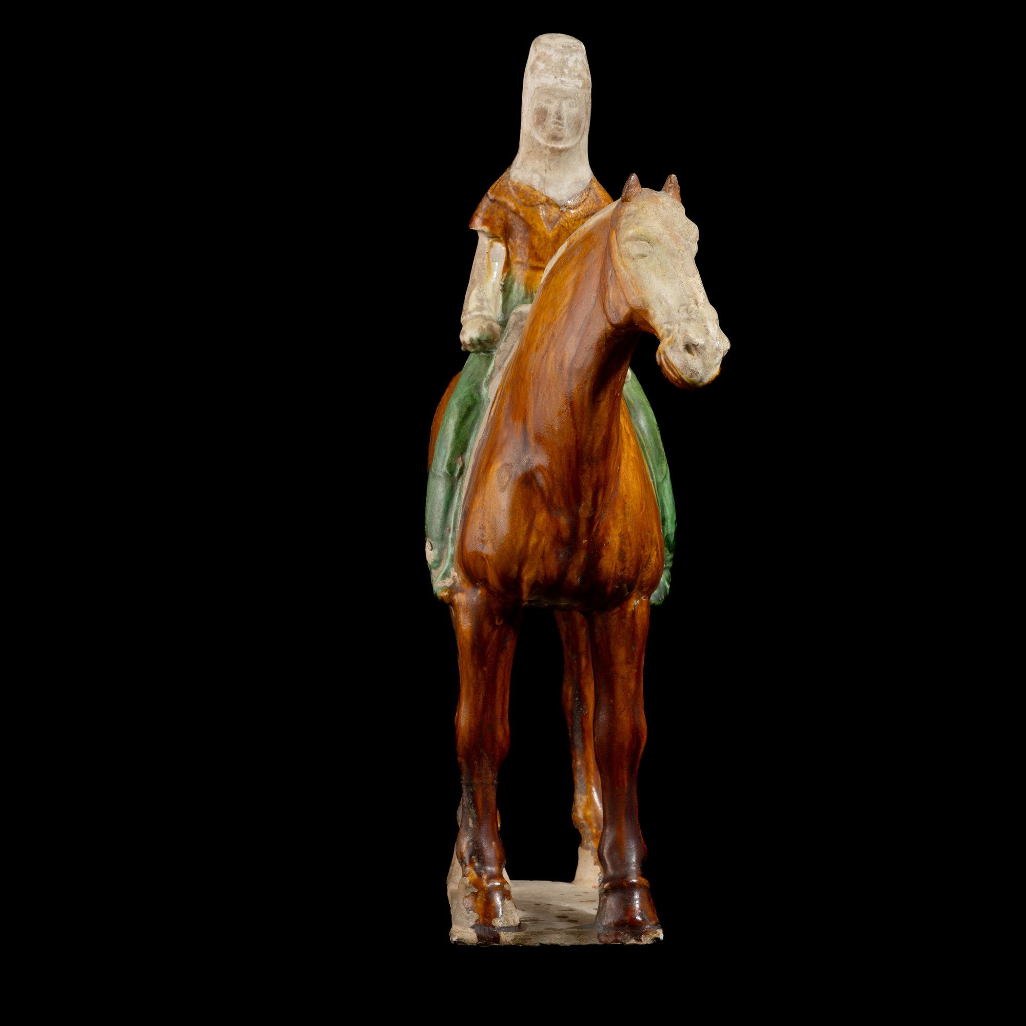 Cina, Dinastia Tang (618-906), Figura equestre in terracotta Sancai