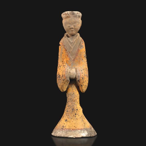 Figura di donna di corte in terracotta con tracce di policromia, Cina, Dinastia Han (206-220)