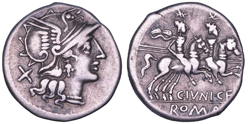 JUNIA. Caius Junius, 145-138 a.C. Denario.