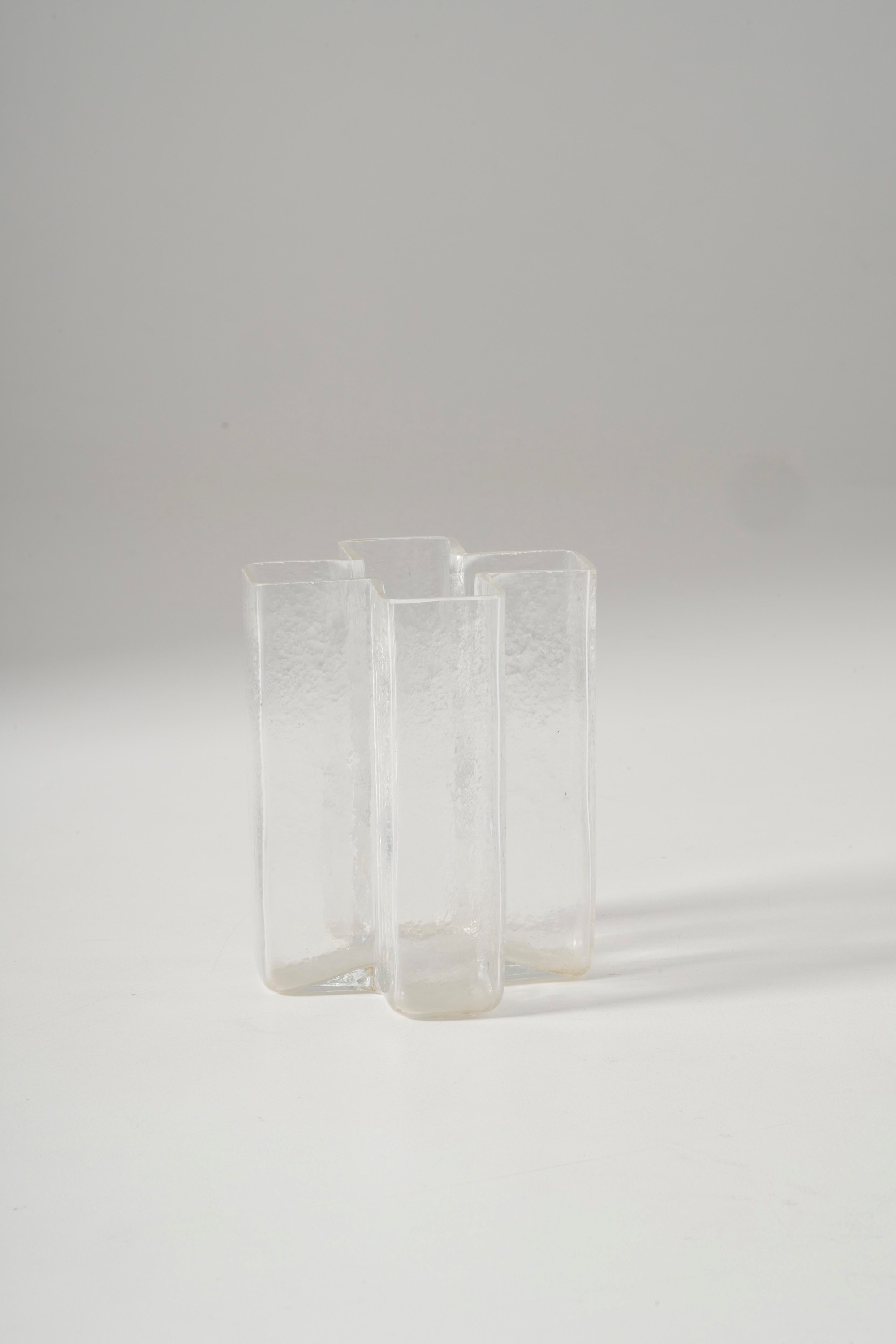 Vaso a croce, vetro di Murano, XX secolo