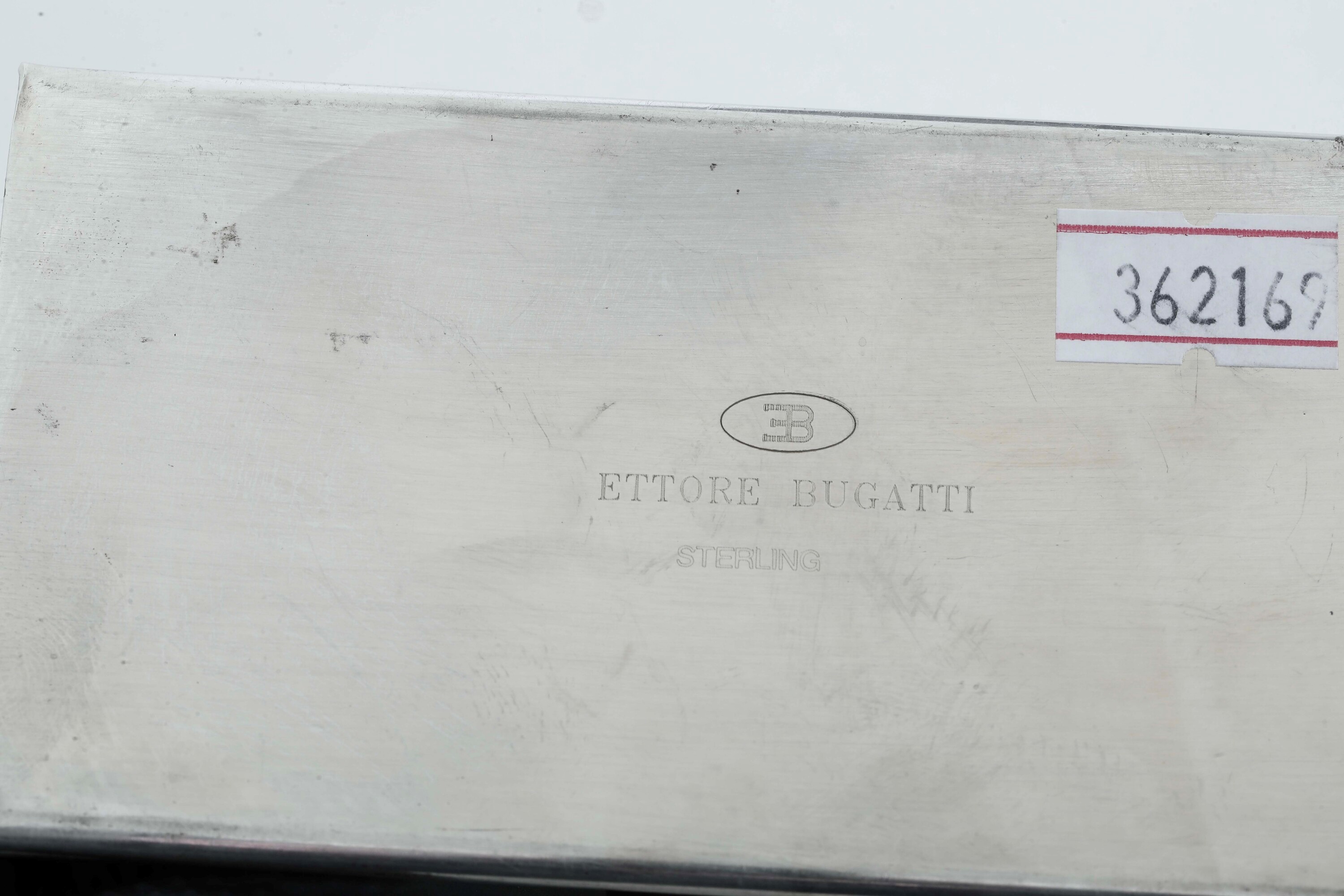 Calegaro (Padova), Lotto composto da portapenne e portadocumenti in argento 925 fuso e sagomato (...