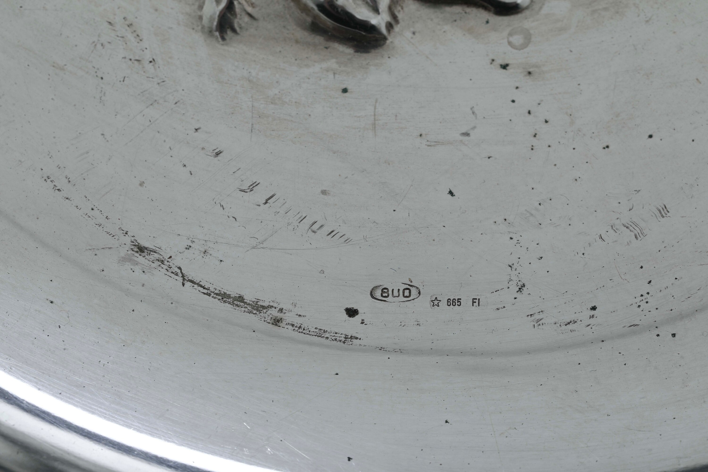 Insieme di oggetti in argento, manifatture italiane del XX secolo (argento fuso e sagomato)