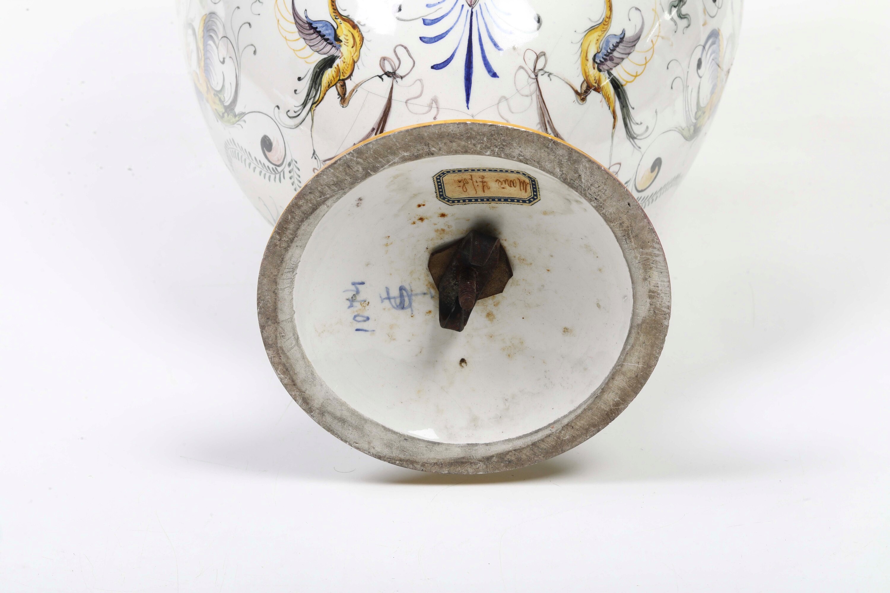 Manifattura La Colonnata (Sesto Fiorentino), Vaso in maiolica, verso il 1900