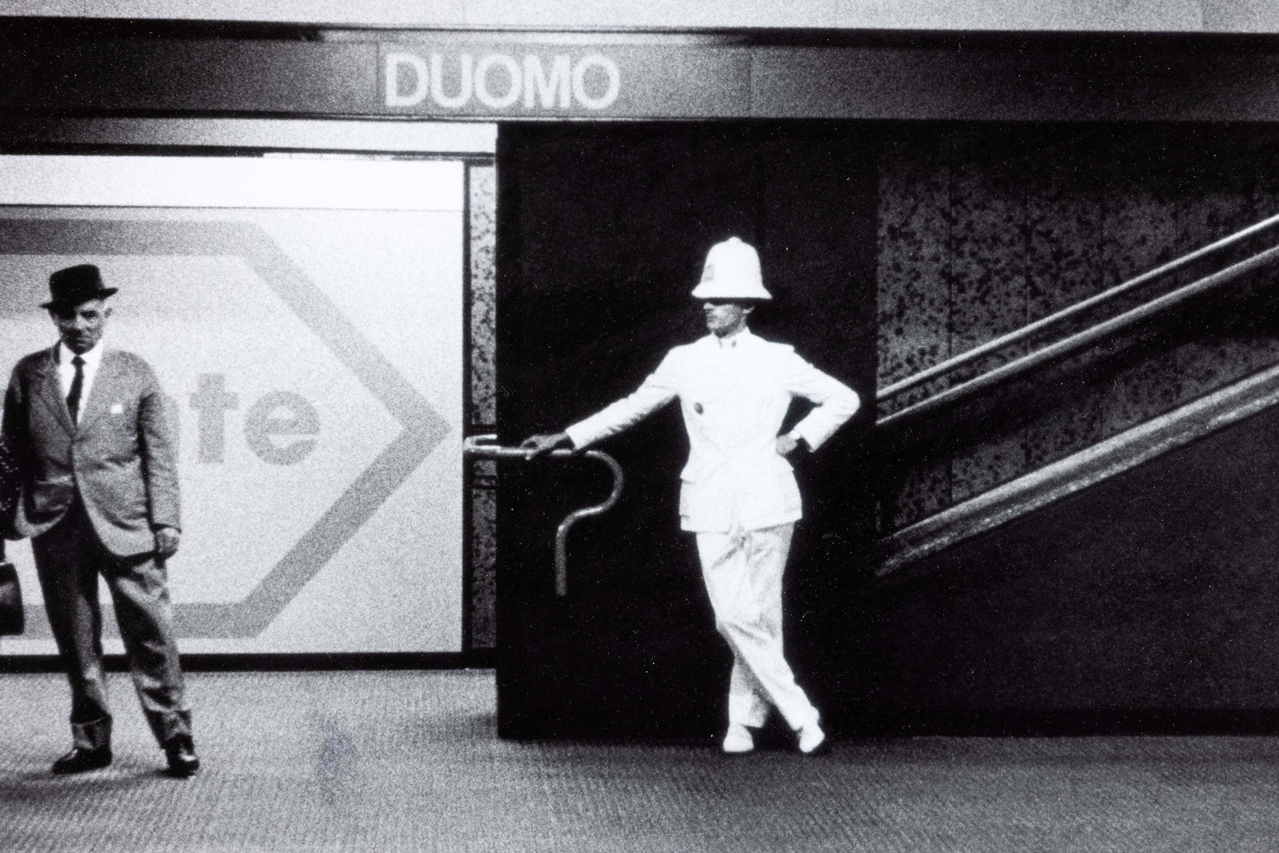 Metropolitana in bianco e nero