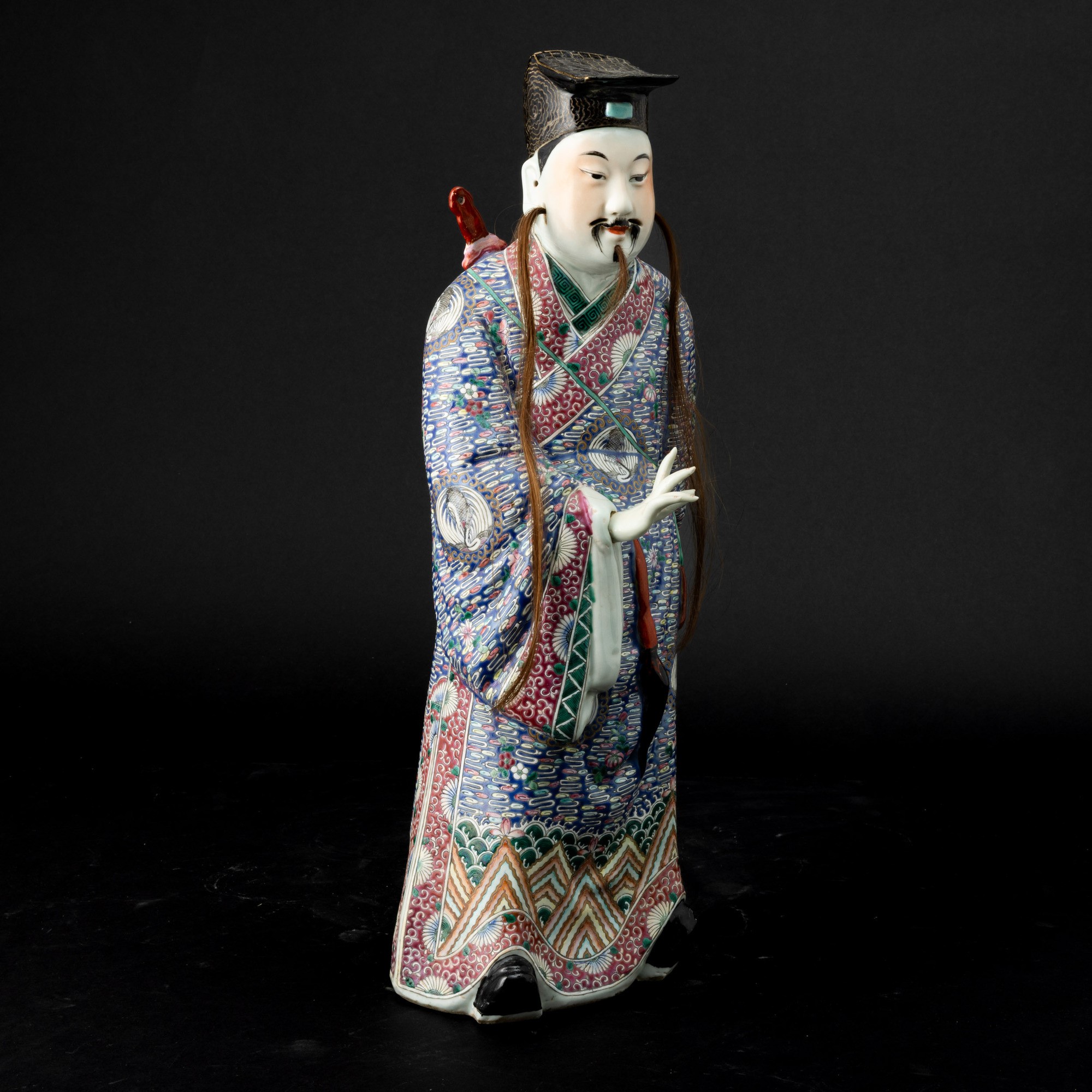Figura in porcellana, Famiglia Rosa policroma raffigurante Immortale, Cina, Repubblica
