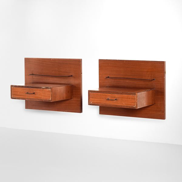 Due comodini da parete