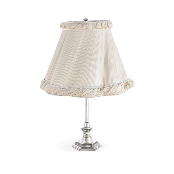 Grande lampada da tavolo. Argenteria artistica per Maison Bulgari, Roma, XX-XXI secolo