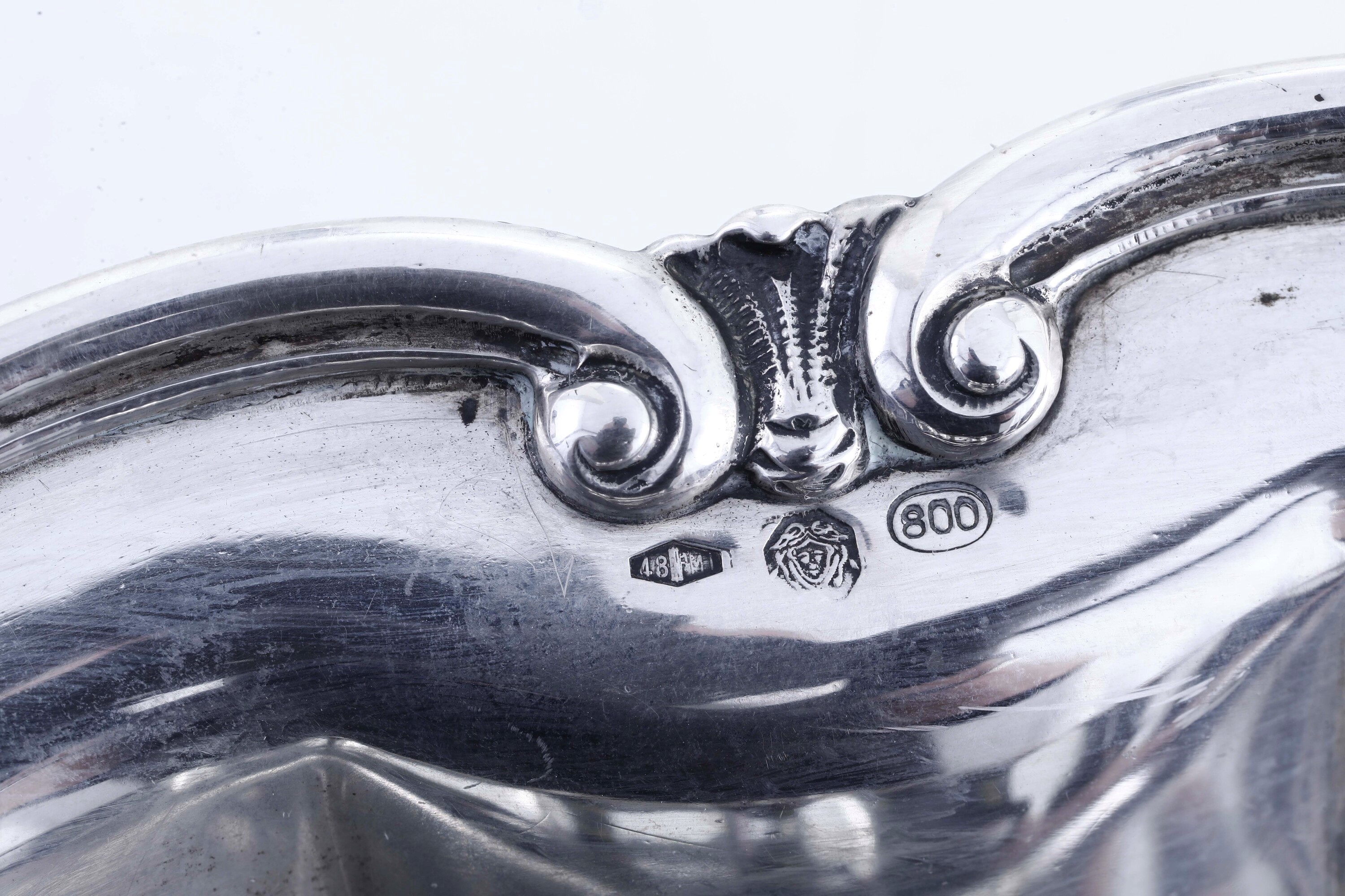 Messulam (per Maison Mario Buccellati), Bacile in argento fuso e sagomato, marchio con fascio lit...
