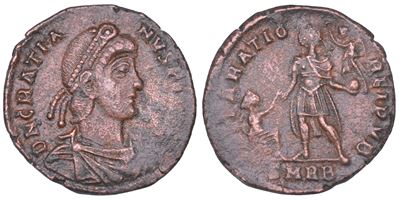 Graziano, Maiorina con l'imperatore e Vittoriola