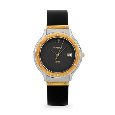 MDM Lady S 140.10.2 con quadrante nero e datario