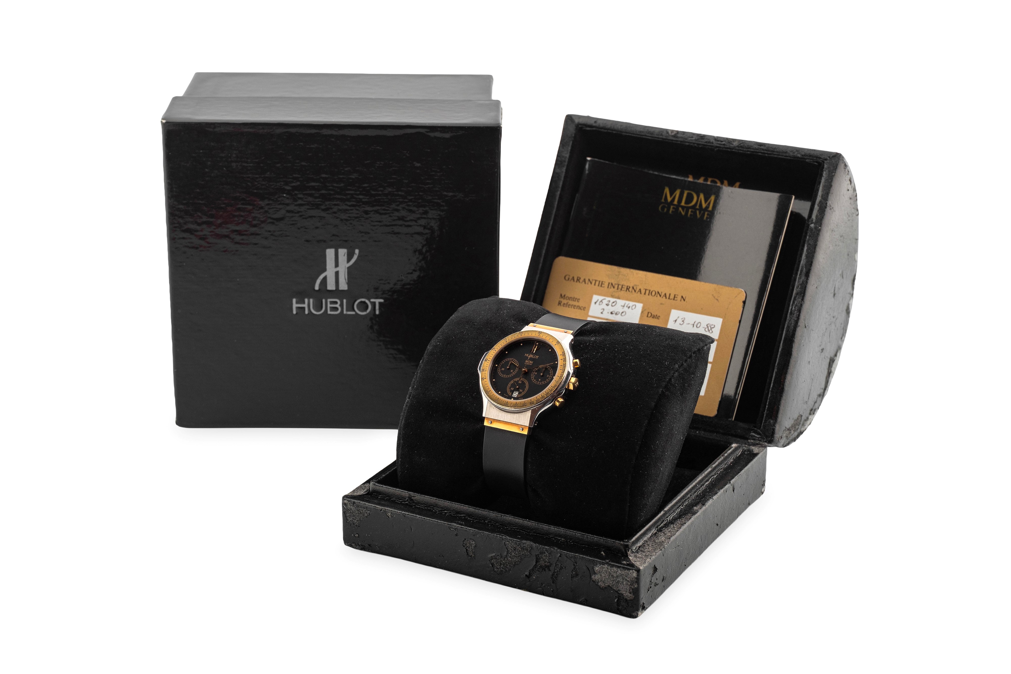 Hublot - MDM Chronograph ref. 1620.2 in acciaio e oro giallo, quadrante nero con contatori dorati...