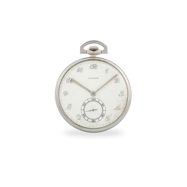 Orologio da tasca in oro bianco 18k, quadrante argentè con numeri Breguet applicati e piccoli secondi al sei, con scatola originale, circa 1930