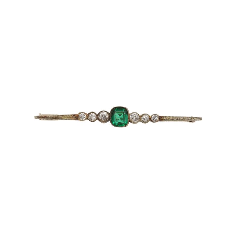 Diamond, synthetic gem and gold brooch  - Auction Jewels - Cambi Casa d'Aste