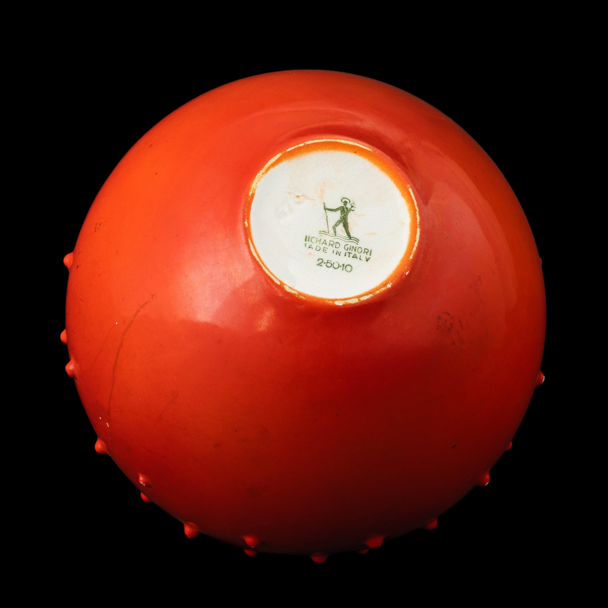 Giovanni Gariboldi - Vaso “San Cristoforo” in terraglia con applicazioni a smalto rosso